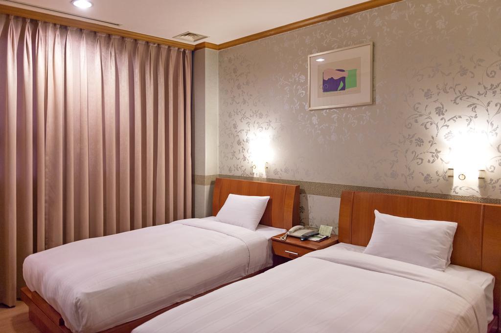 Gwangju Prado Hotel 광주 외부 사진
