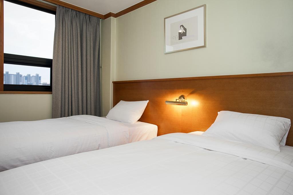 Gwangju Prado Hotel 광주 외부 사진