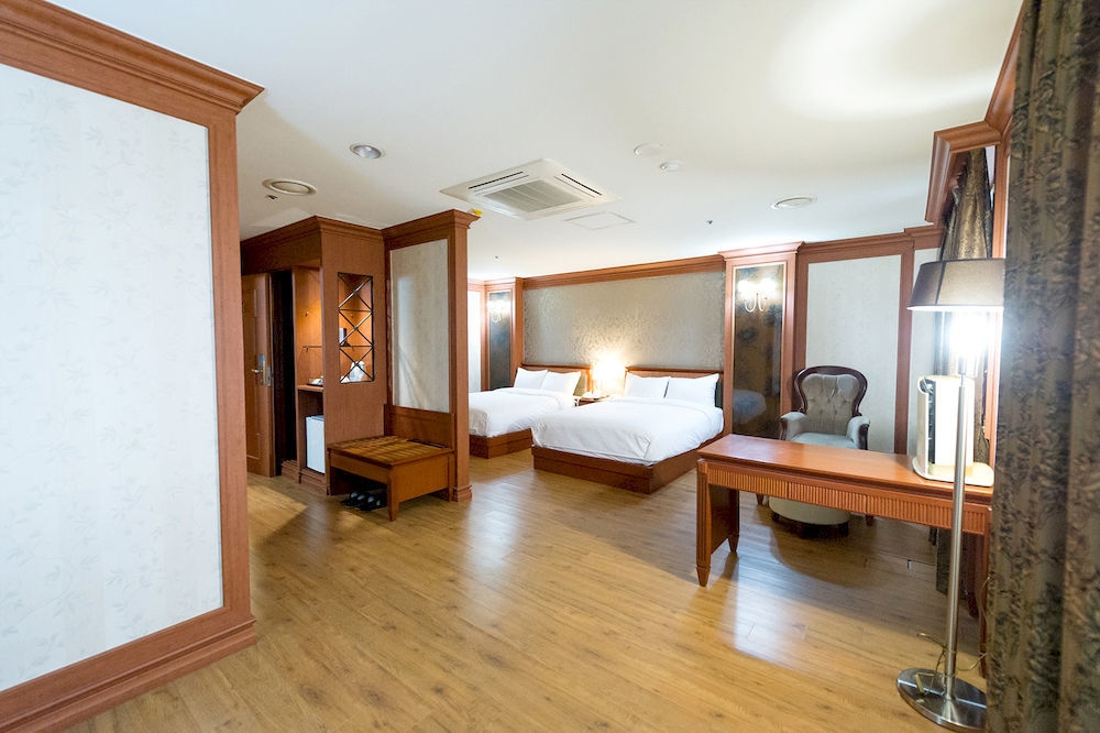 Gwangju Prado Hotel 광주 외부 사진